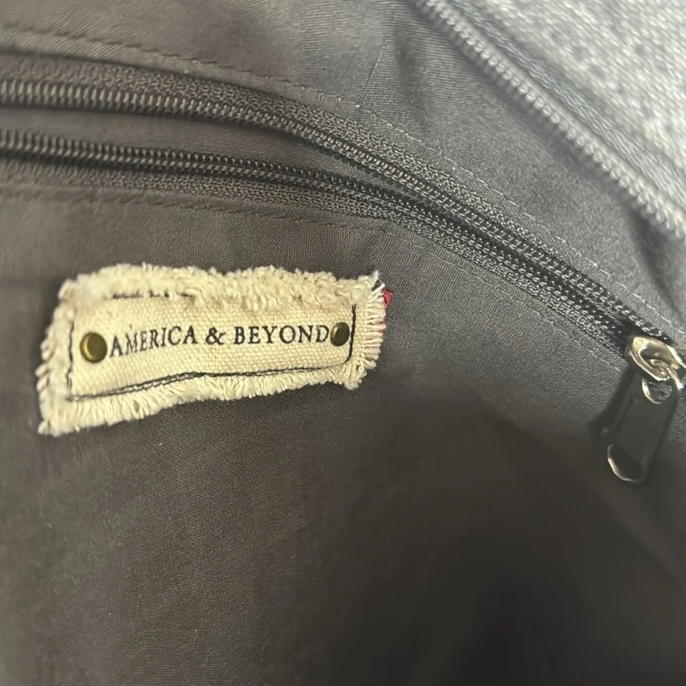 America & Beyond Gray Embroidered Overnight Bag TOT5513B - Picture 8 of 14